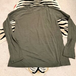 Athleta Seamless Women's Top Size Large NWOT